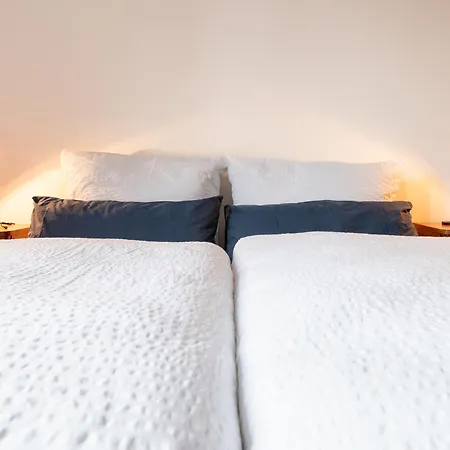 Appartement Luxurioeses Apartment, 10min Innenstadt, Parkplatz Erfurt