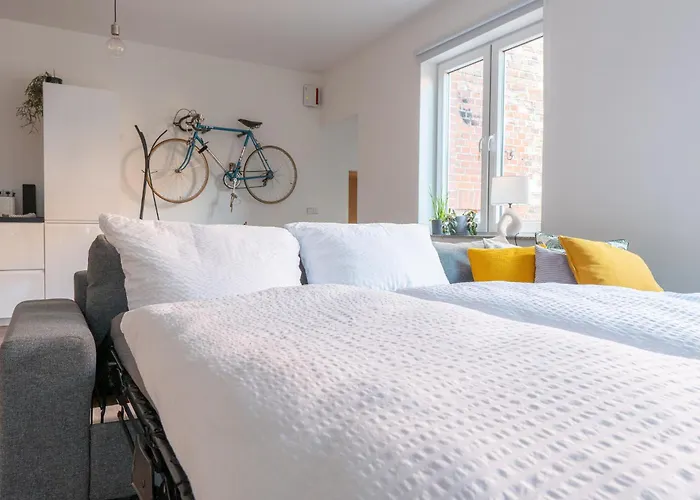 Luxurioeses Apartment, 10min Innenstadt, Parkplatz * Эрфурт